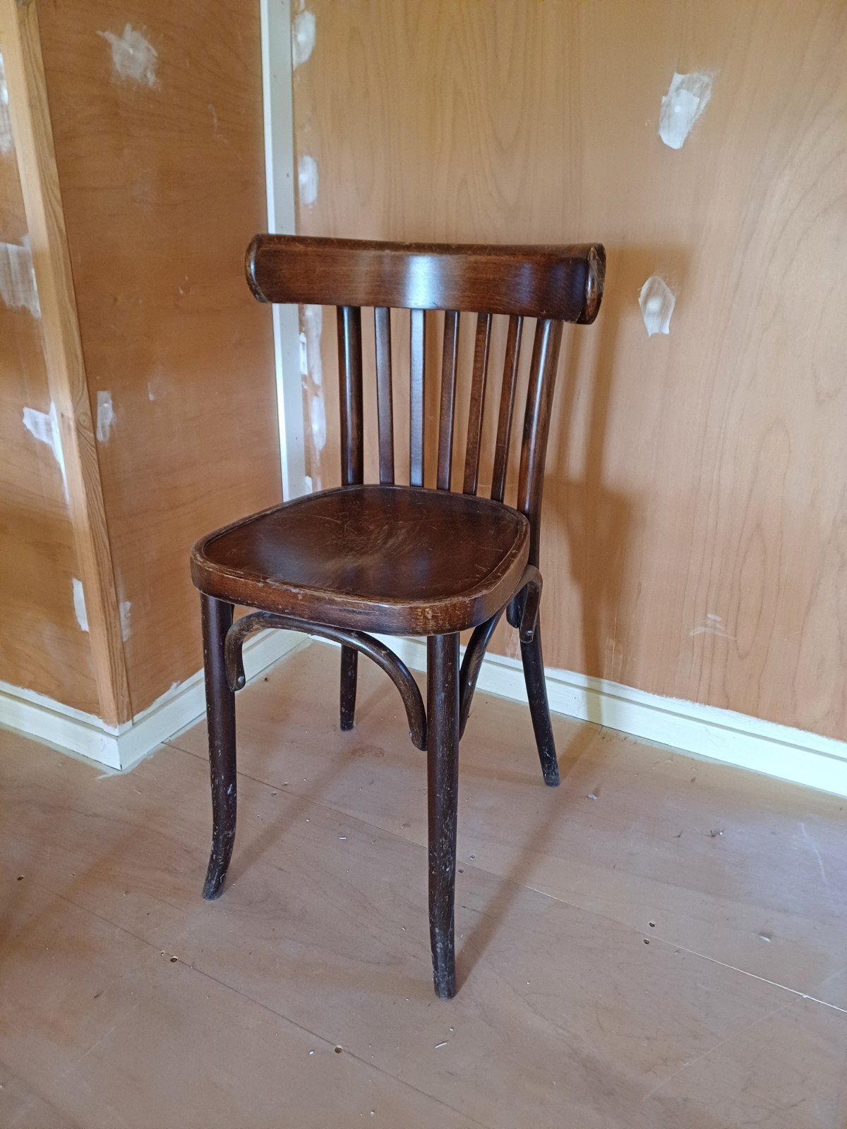 Antieke eetkamerstoelen hout, Ophalen