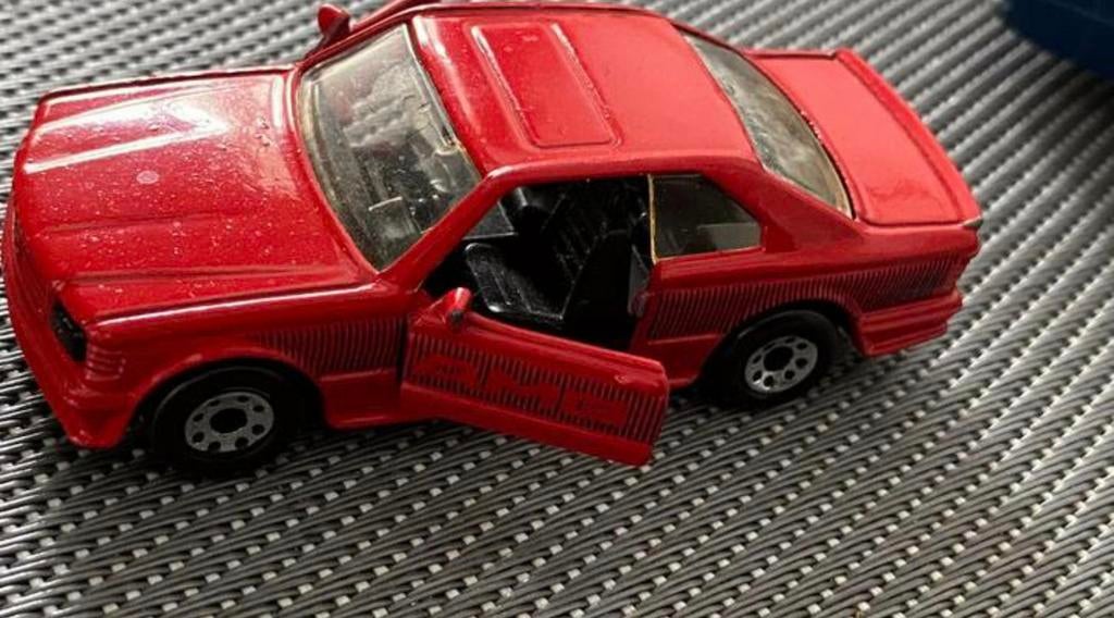 Matchbox Mercedes W126 560 SEC AMG 1:64, Ophalen of Verzenden, Zo goed als nieuw, Auto