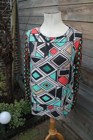 Tuniek groen/ rood/ zwart Maliparmi mt 44 Vaste prijs, Kleding | Dames, Ophalen of Verzenden, Zo goed als nieuw, Rood, Maat 42/44 (L)