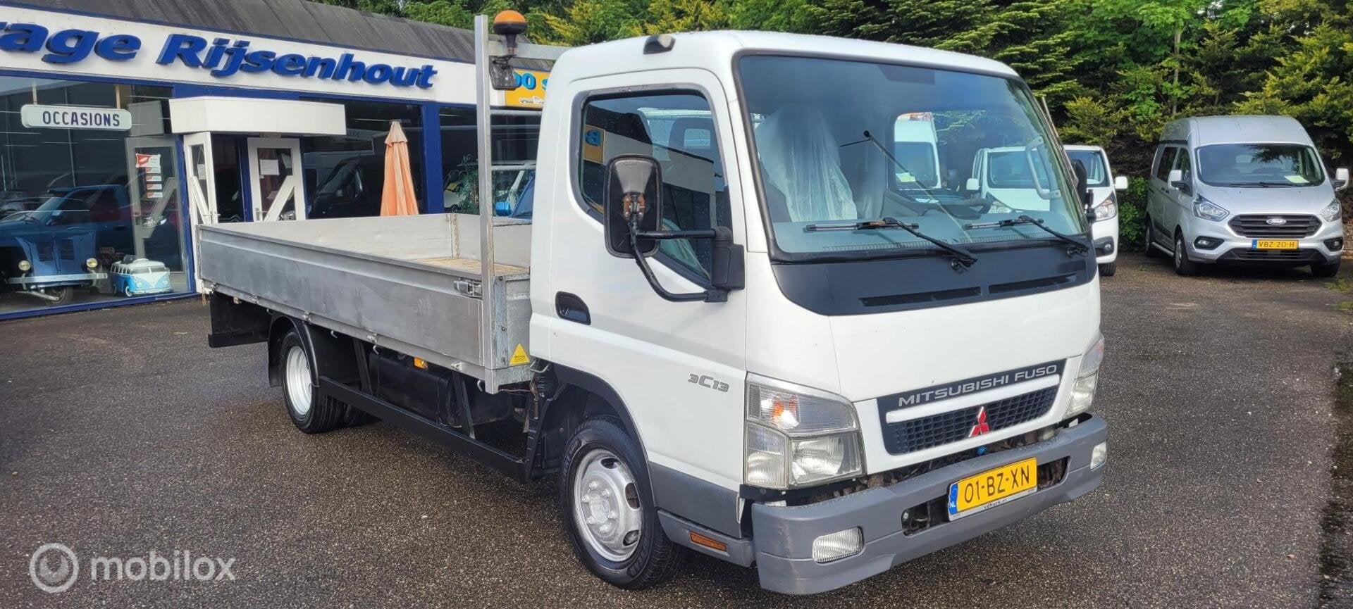 Mitsubishi Canter