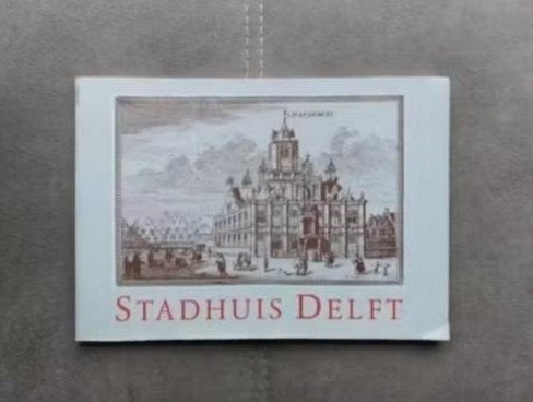Stadhuis Delft door M. Gout en M.A. Verschuyl, M.A. Verschuyl, Ophalen of Verzenden, 20e eeuw of later, Gelezen