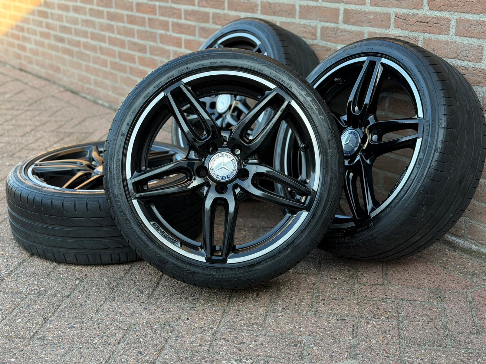5x112 - 18 INCH - AMG VELGEN + BANDEN - BRIDGESTONE - MB., Auto-onderdelen, Banden en Velgen, Ophalen, 18 inch, Banden en Velgen
