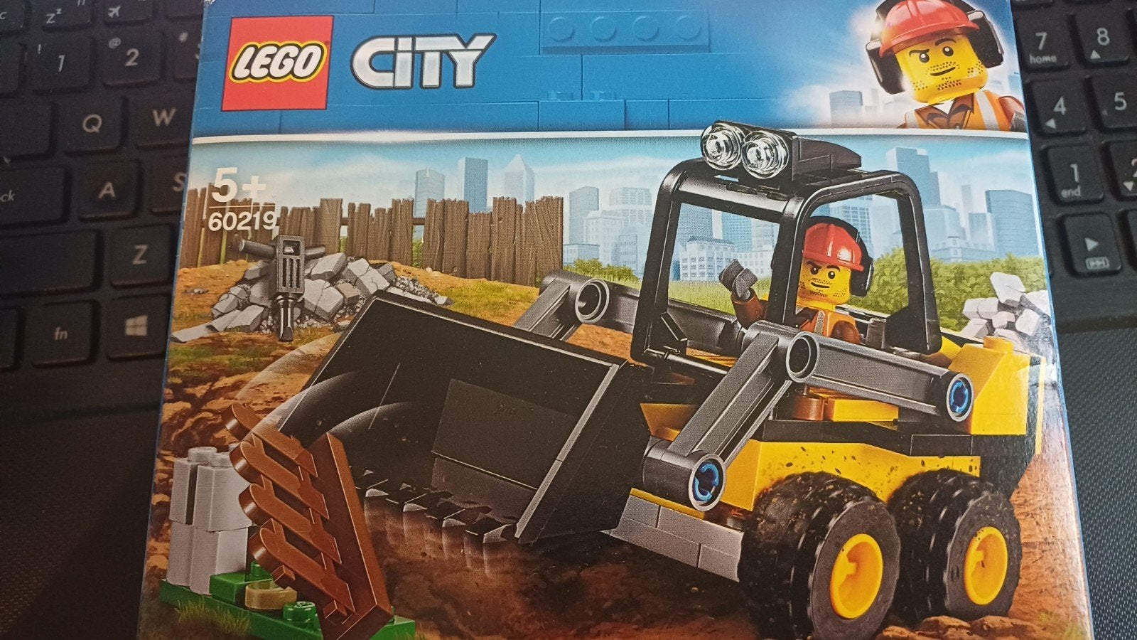 Lego City 60219 Bouw  Graafmachine -NIEUW en ONGEOPEND-, Kinderen en Baby's, Speelgoed | Duplo en Lego, City, Lego, Nieuw, Ophalen of Verzenden