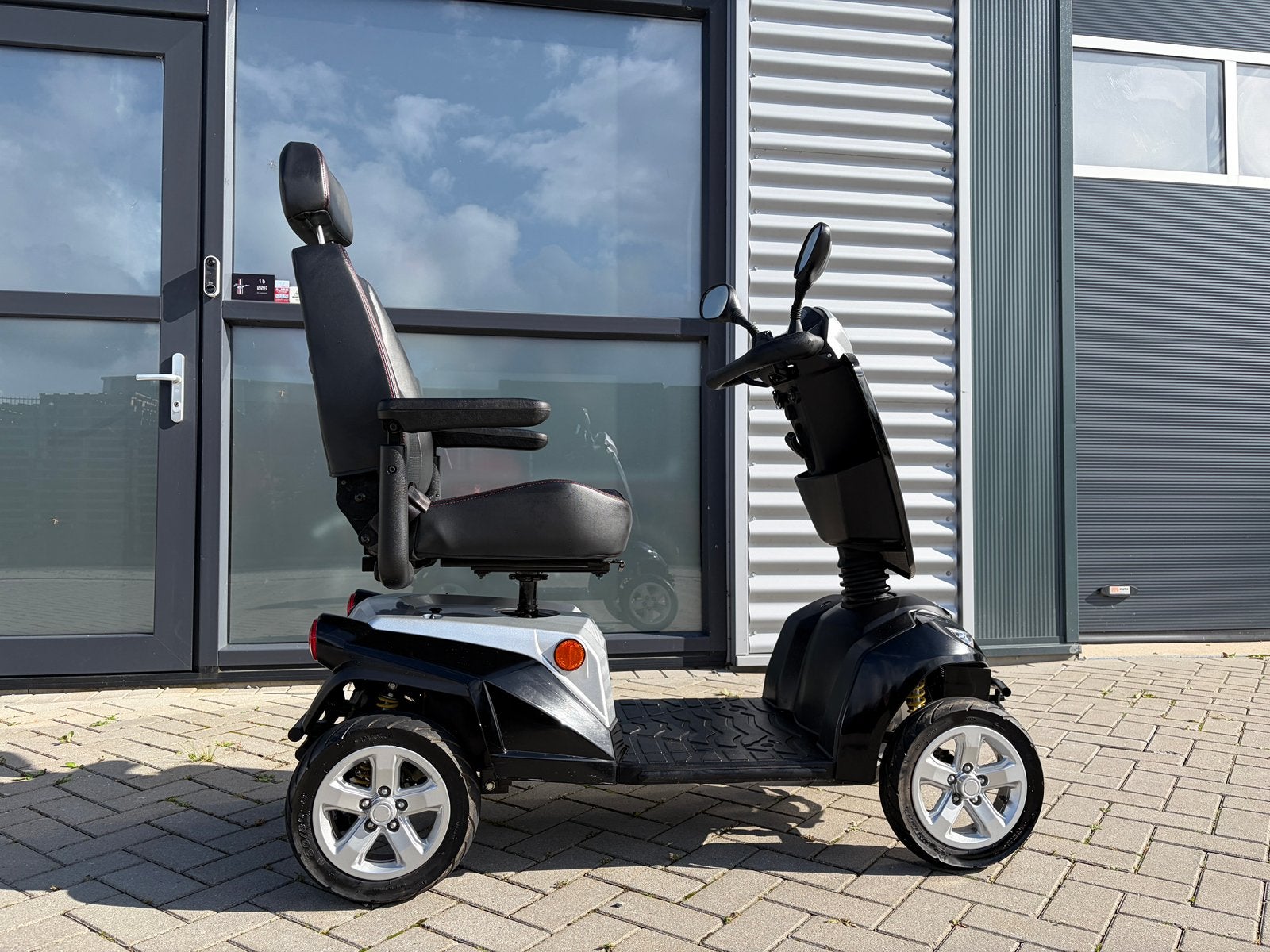 Bijna nieuwe Scootmobiel Kymco maxer 429 KM, Diversen, Kymco, Kymco, Ophalen of Verzenden, Zo goed als nieuw