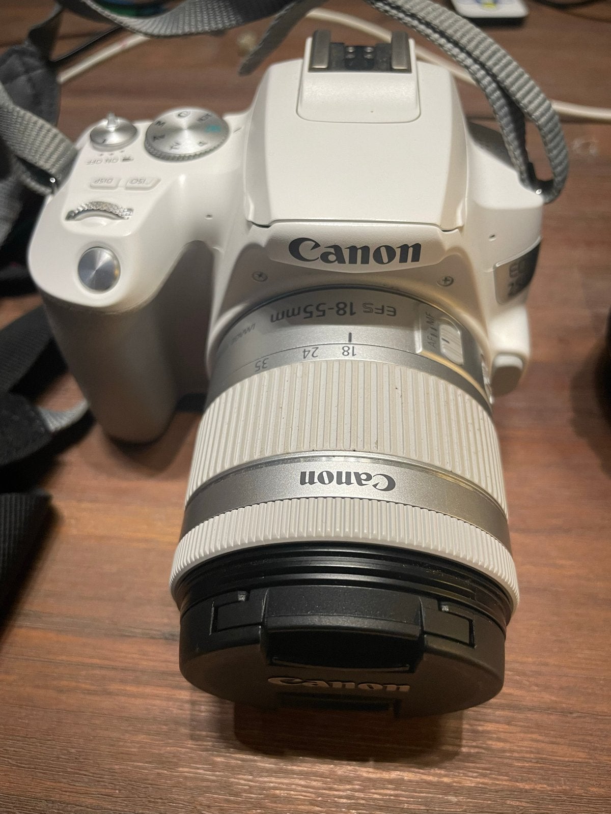 Canon EOS 200D met Sigma 105mm f/2.8 Macro Lens, Audio, Tv en Foto, Fotocamera's Digitaal, Ophalen, Spiegelreflex, Canon, Beeldstabilisatie