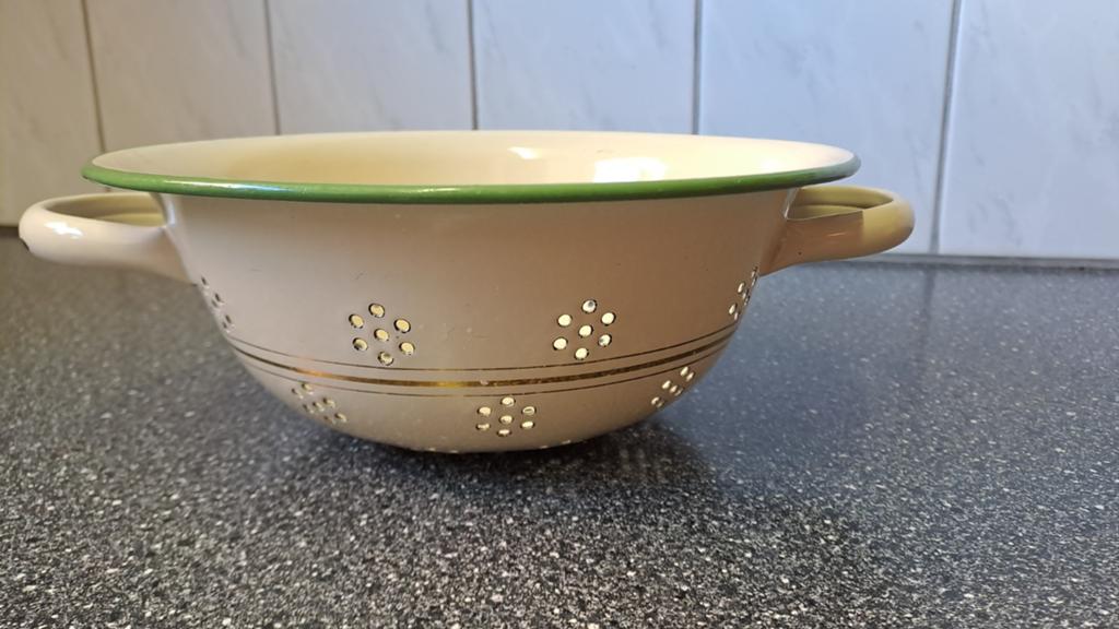 Vintage vergiet groen- beige, Verzamelen, Retro, Ophalen of Verzenden, Huis en Inrichting