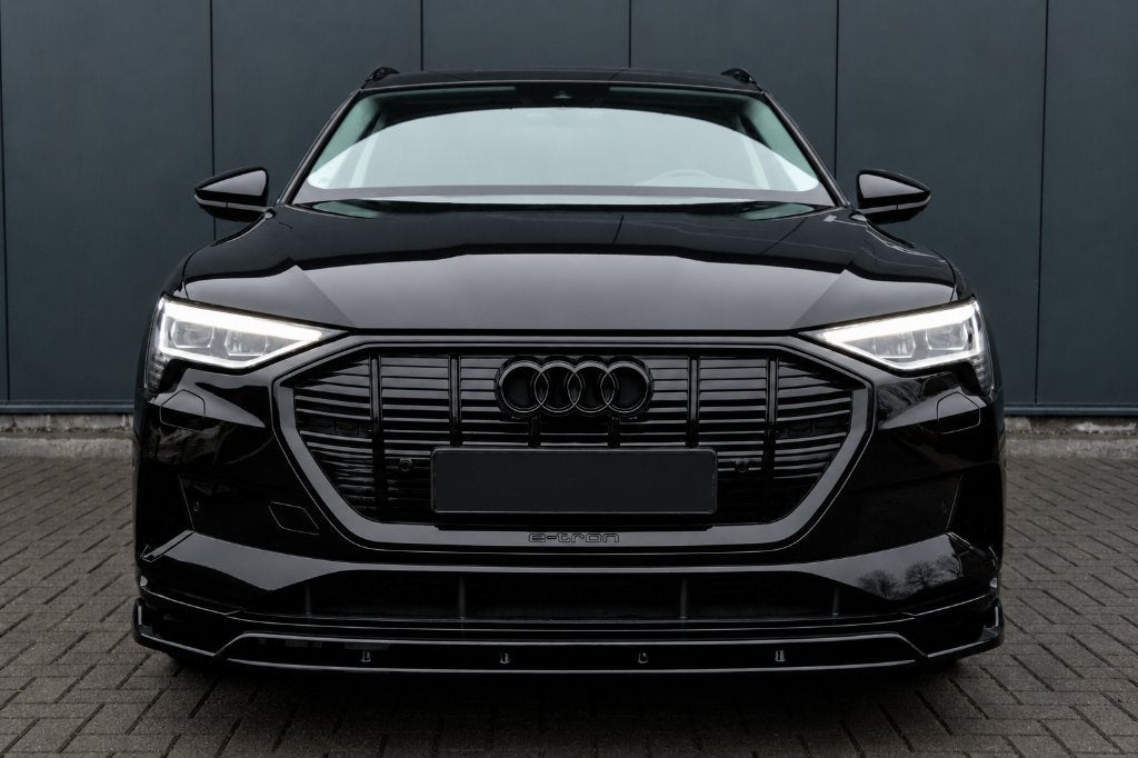 Audi e-tron 50 Quattro | 313pk | 2019 | Zwart | Maxton Set, Auto's, Automaat, Stof, 1800 kg, Zwart