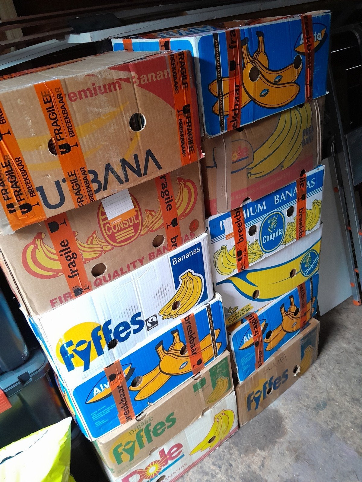 partij 12 bananendozen 5400 singles meest fotohoes veel eng, Fotohoes, Ophalen of Verzenden, Gebruikt, Klassiek