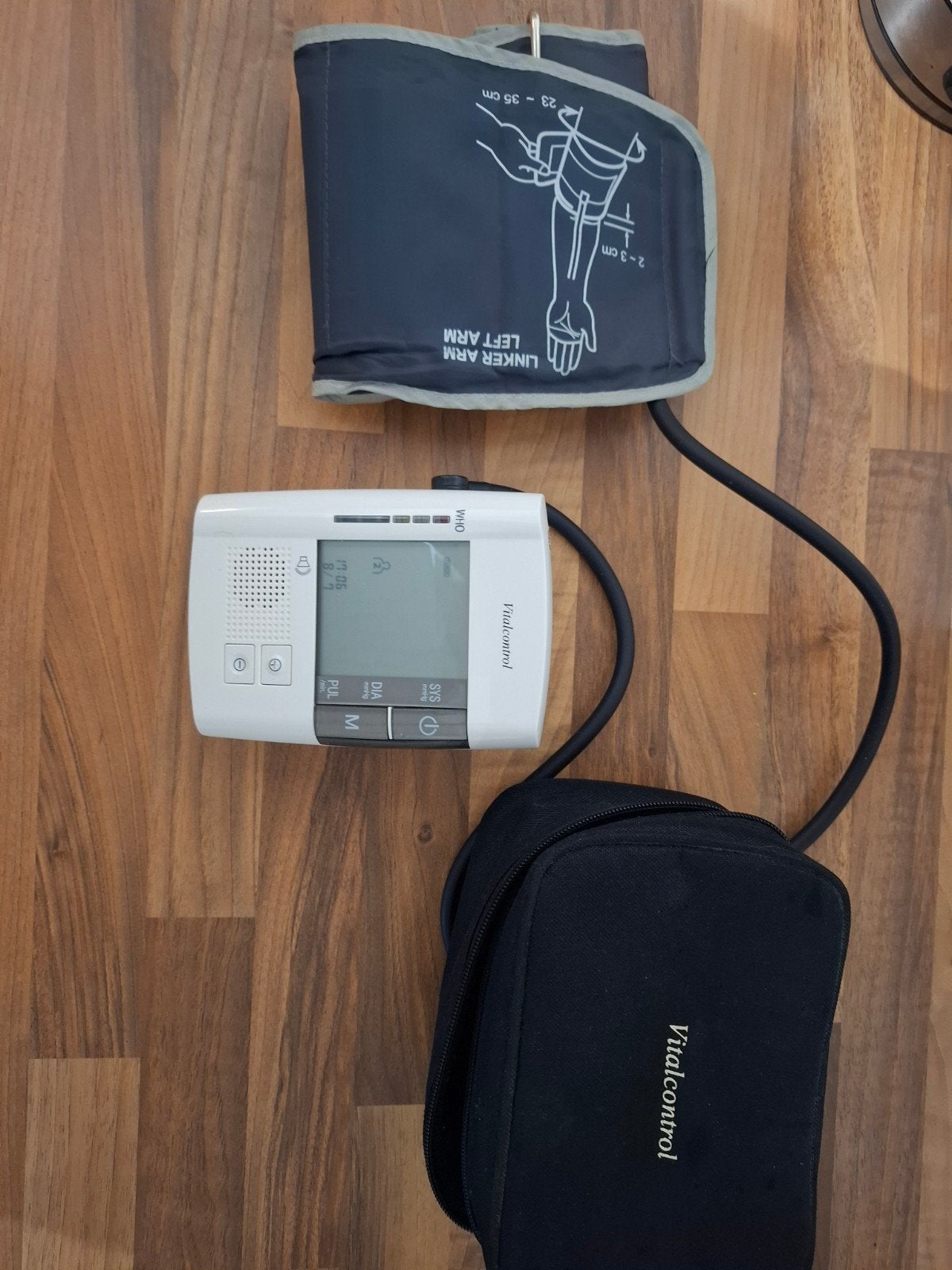 Vitalcontrol Bloeddrukmeter met Manchet en Opbergetui(duits), Ophalen of Verzenden, Zo goed als nieuw, Overige typen