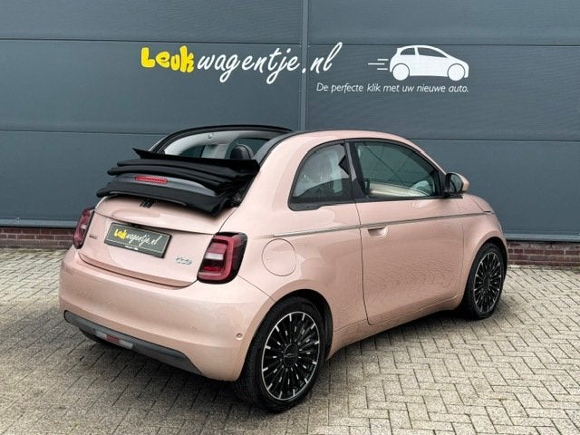 Fiat 500 C e Icon 42 kWh Cabrio *carplay *camera *ad. cruise, Auto's, Stof, Gebruikt, Overige kleuren, Cabriolet