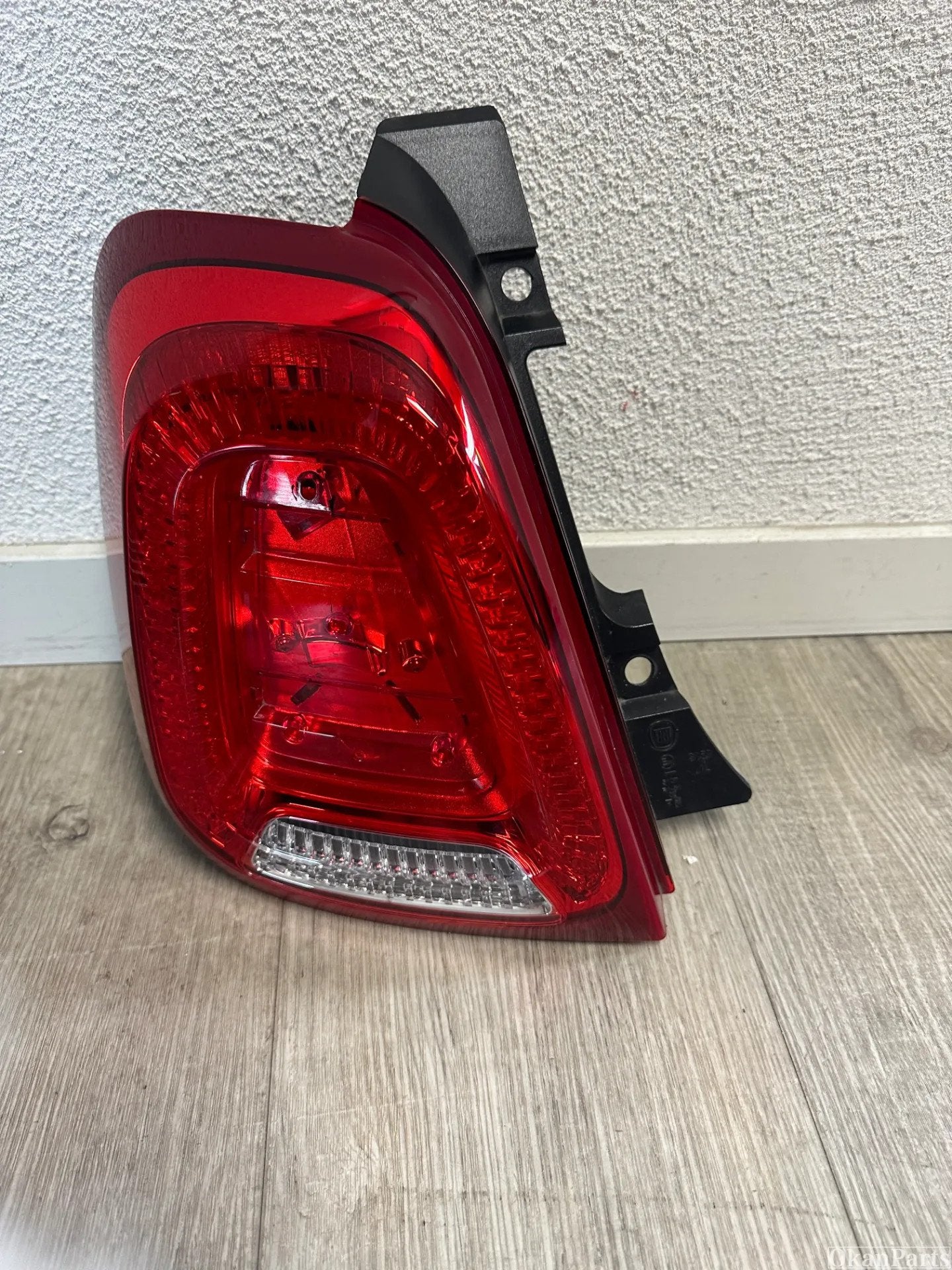 Fiat 500 500C linker achterlicht links 81599013, Auto-onderdelen, Ophalen of Verzenden, Gebruikt, Fiat