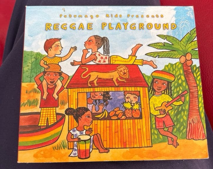 Putumayo Kids Presents: Reggae Playground CD, Cd's en Dvd's, Cd's | Kinderen en Jeugd, Ophalen of Verzenden, Inclusief boekje