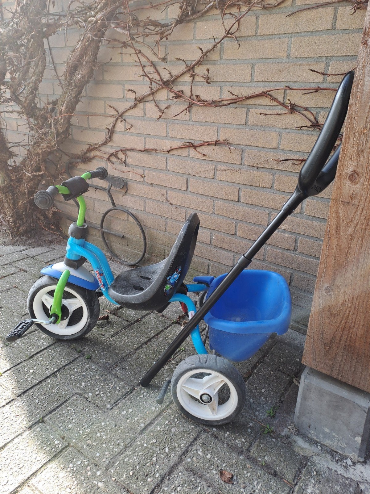 Driewieler van het merk Puky, Ophalen