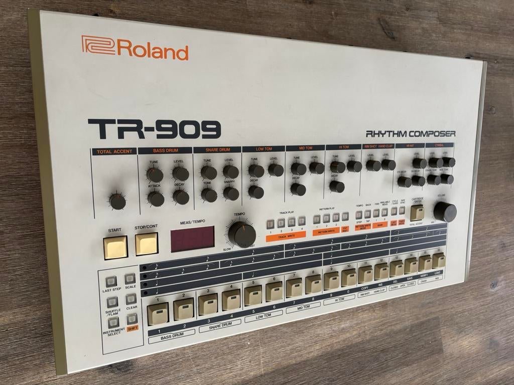 Roland TR 909, Ophalen of Verzenden, Zo goed als nieuw, Roland