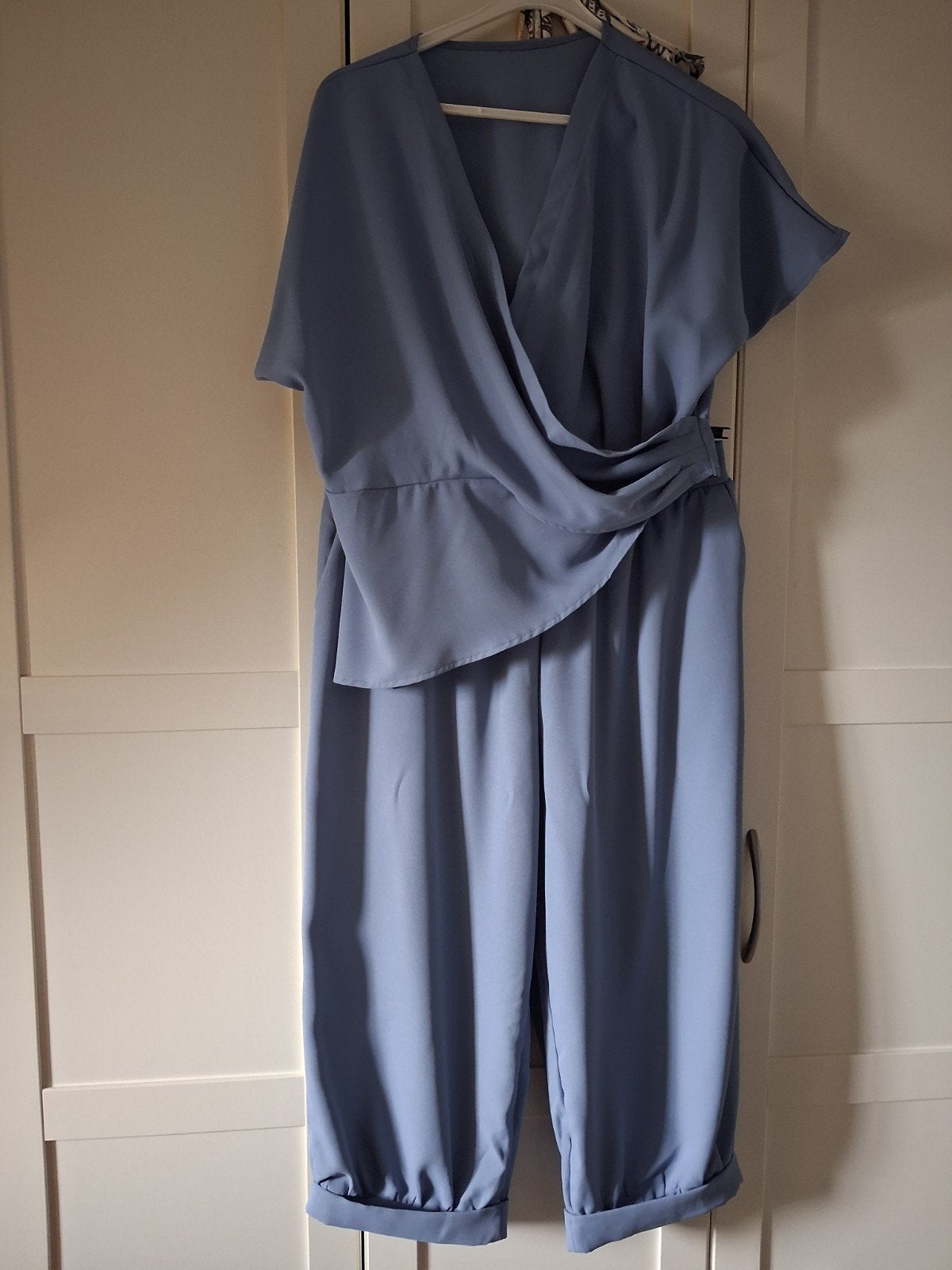 2 delig set top en 3/4 broek, Ophalen of Verzenden, Nieuw, Maat 46/48 (XL) of groter