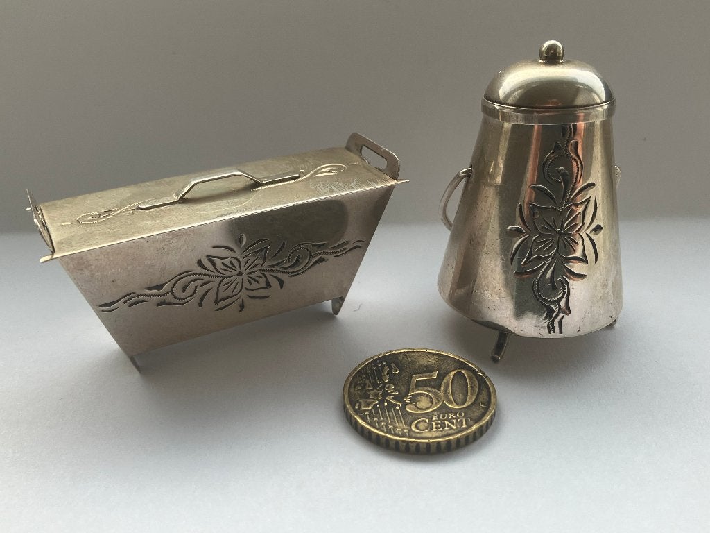 Zilveren miniatuur doofpot en turfbak, H. Looren de Jong, Verzenden, Zilver