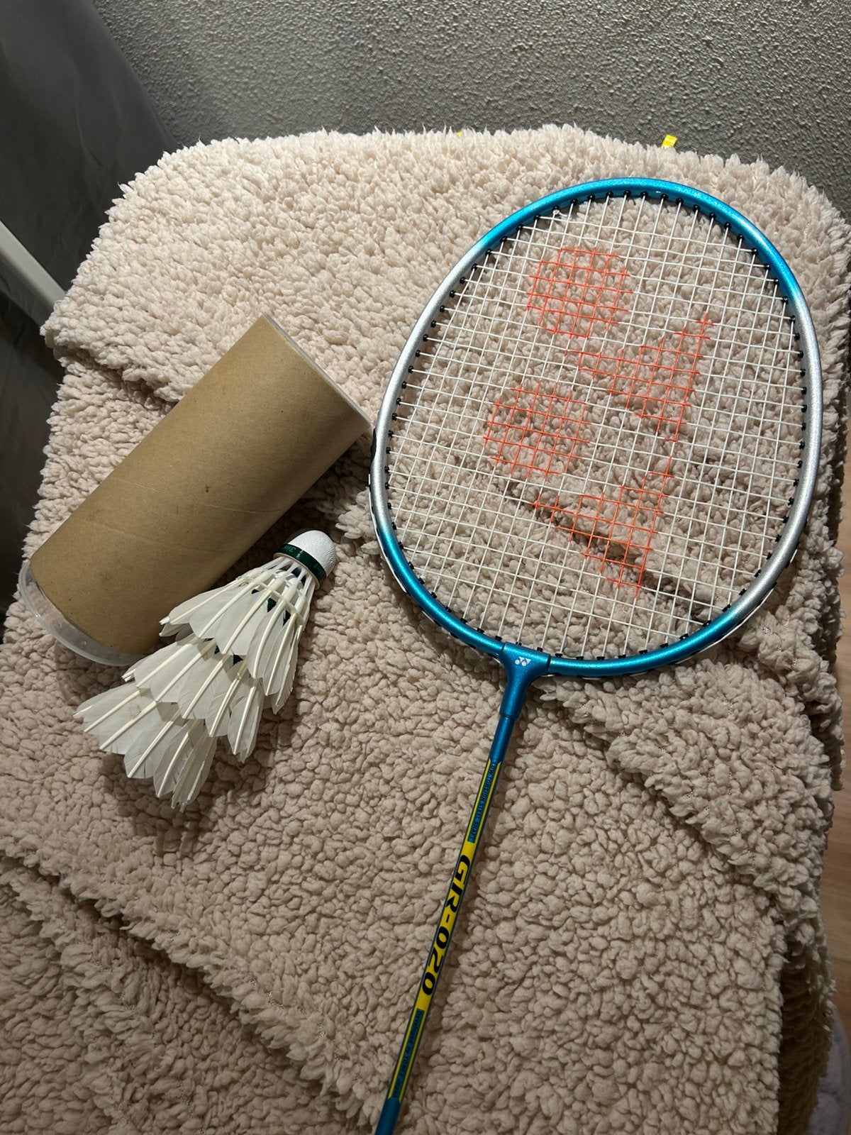Badminton racket and shuttlecocks, Ophalen of Verzenden, Zo goed als nieuw, Racket(s)