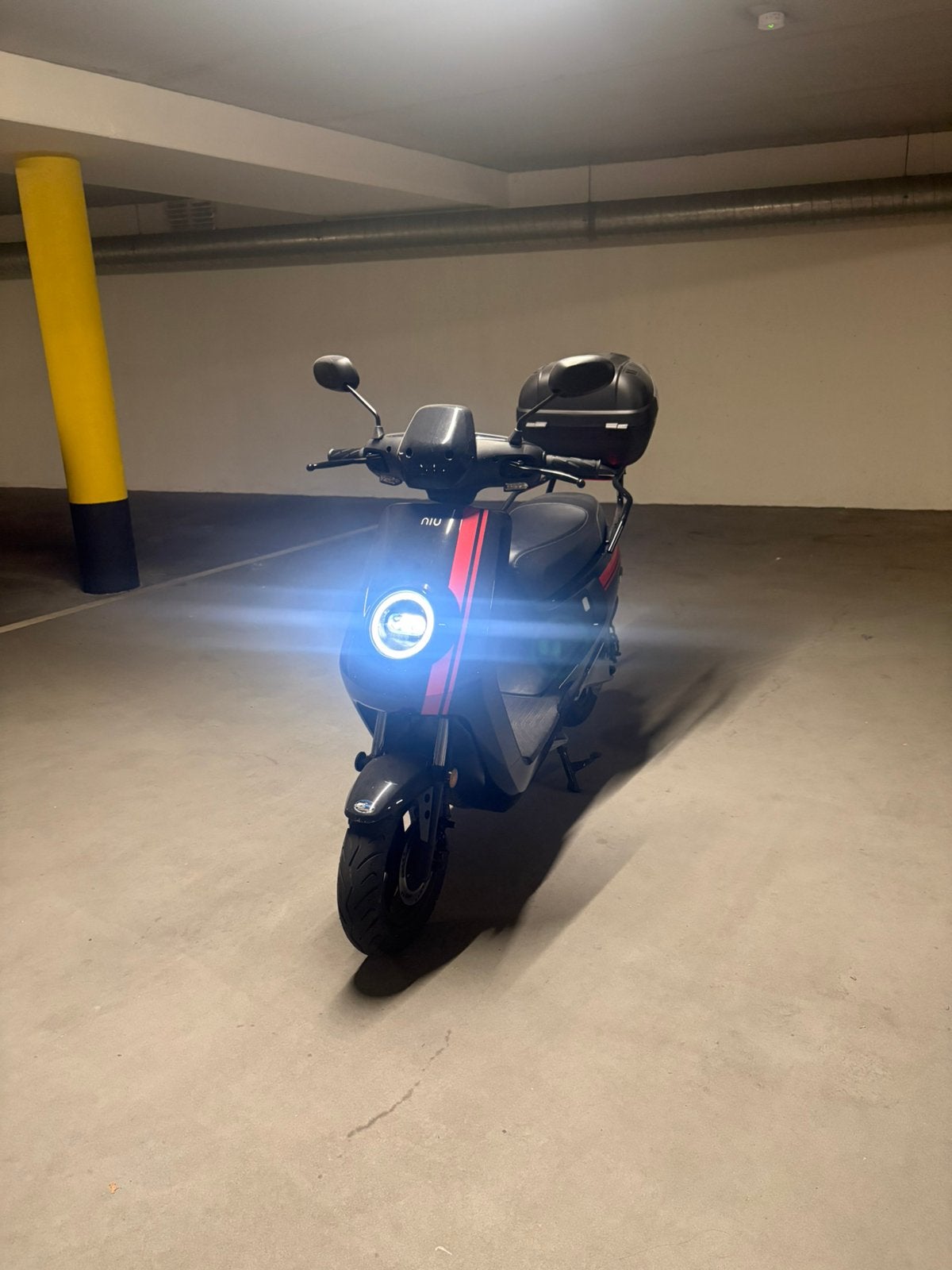 Niu scooter MQI+    550 km gereden, Ophalen, Overige modellen, Elektrisch, Nieuw