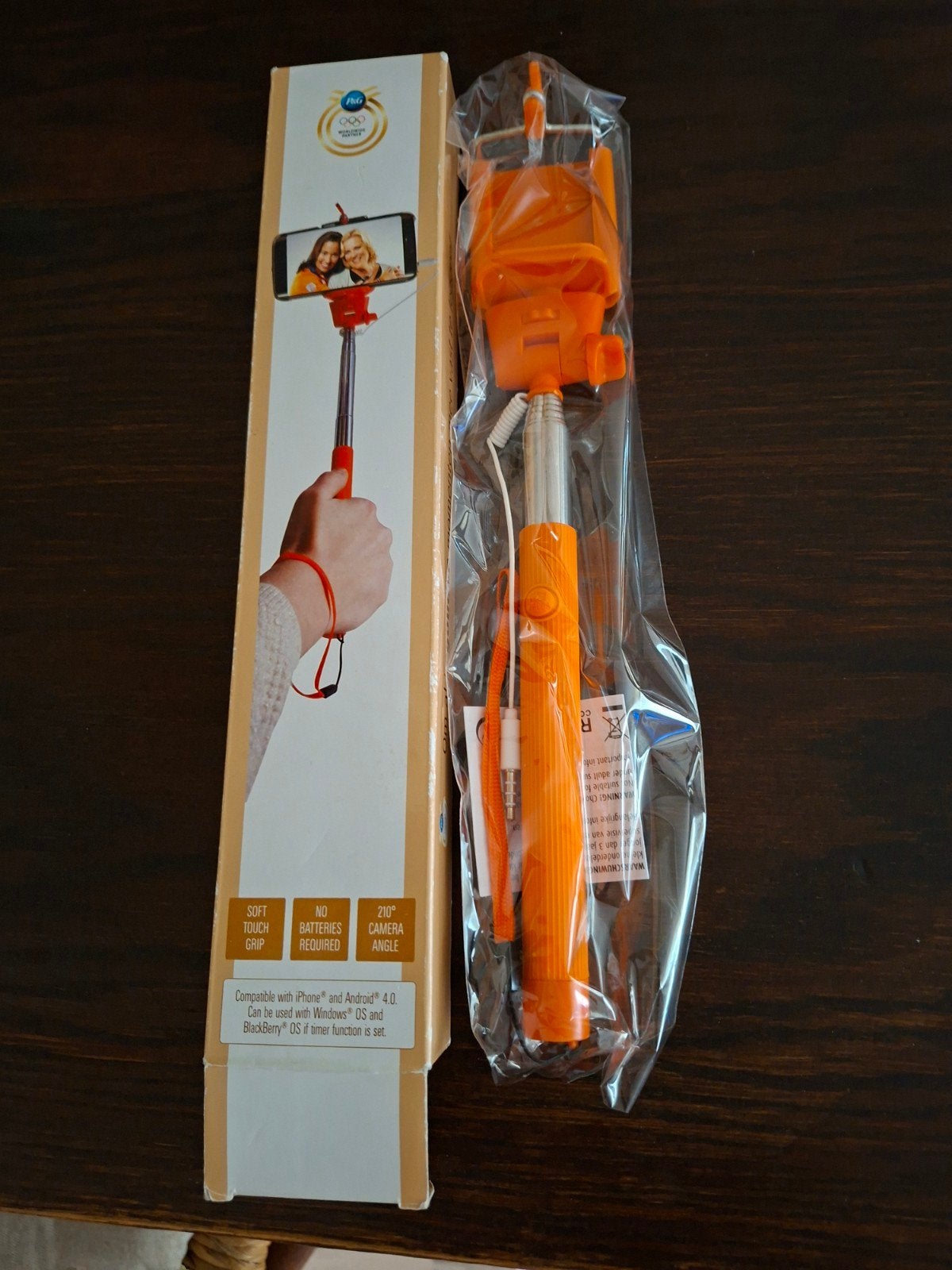 Oranje selvie stick, Ophalen, Nieuw
