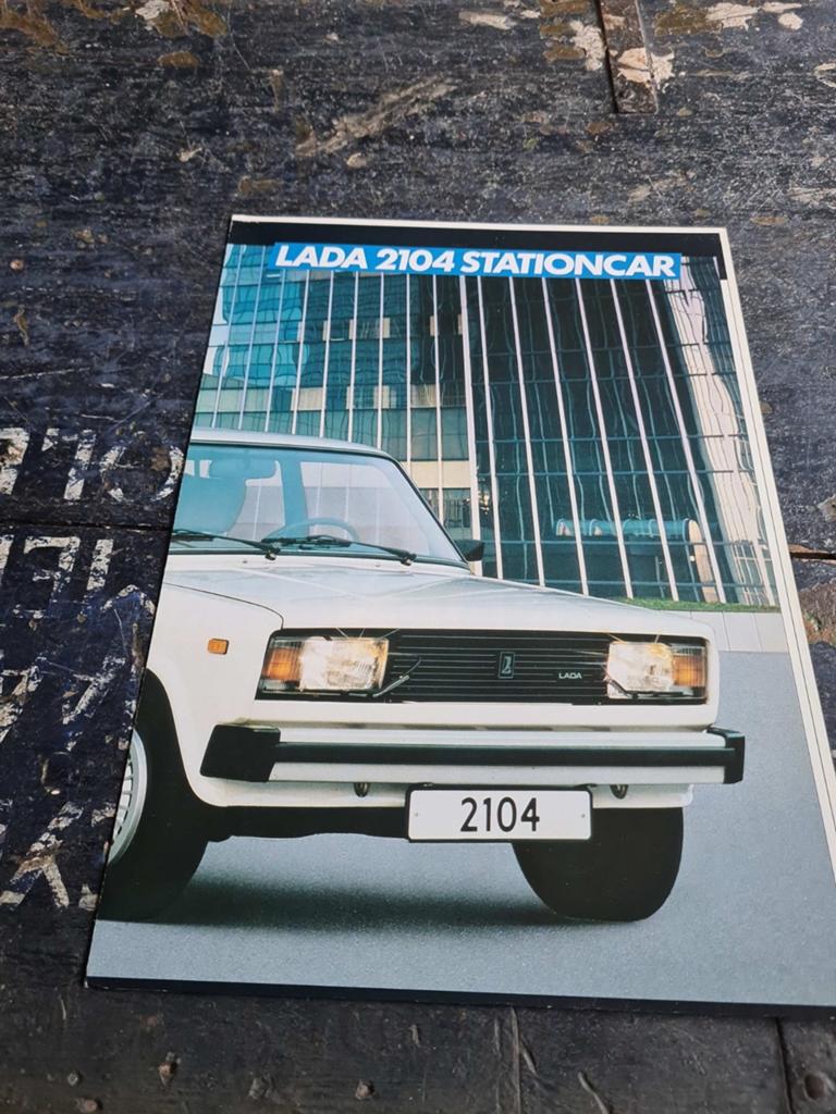 Lada 2104 Stationcar, Boeken, Auto's | Folders en Tijdschriften, Ophalen of Verzenden, Nieuw, Overige merken