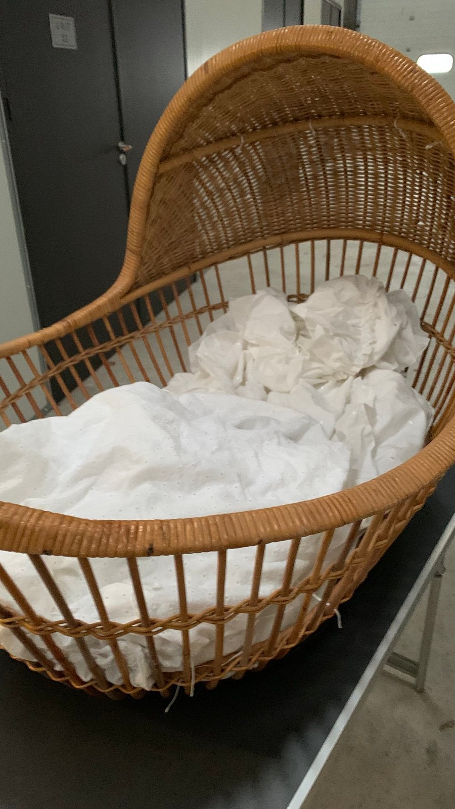 Rotan wieg, Ophalen, Gebruikt, Wieg