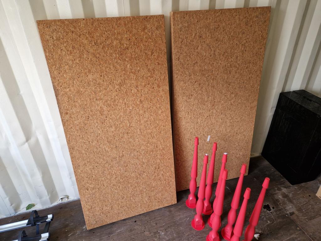 2 Buro bladen van kurk en 8 tafelpoten., Huis en Inrichting, Gebruikt, 150 cm, IKEA, 75 cm