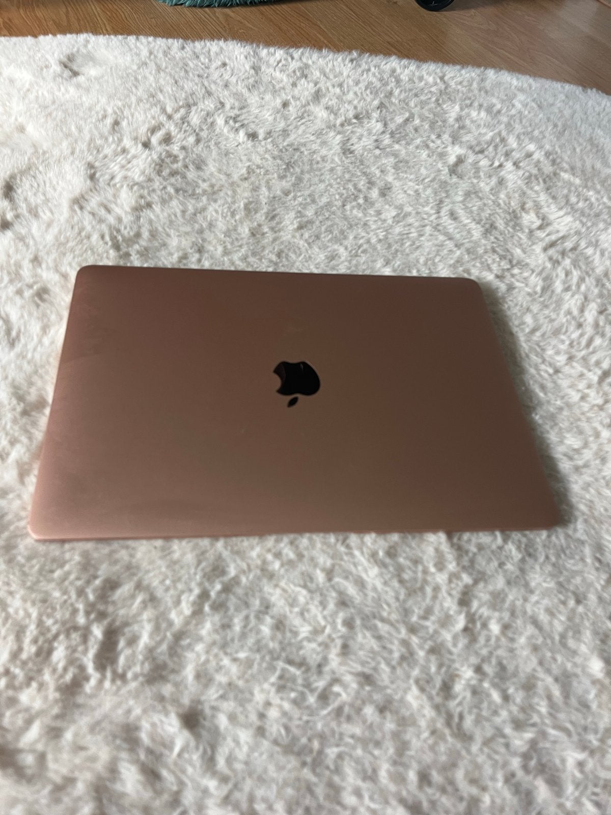 Foto 3 van Apple MacBook Air 2019 | 13.3" | i5 | 8GB | 256GB SSD | Rosé