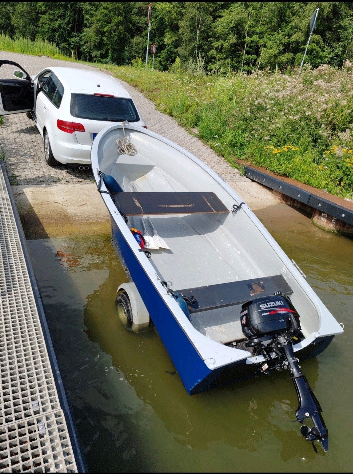 Leuke Boot inclusief Suzuki DF4 Motor en Trailer., Gebruikt, 4 m, Buitenboordmotor, 4 pk