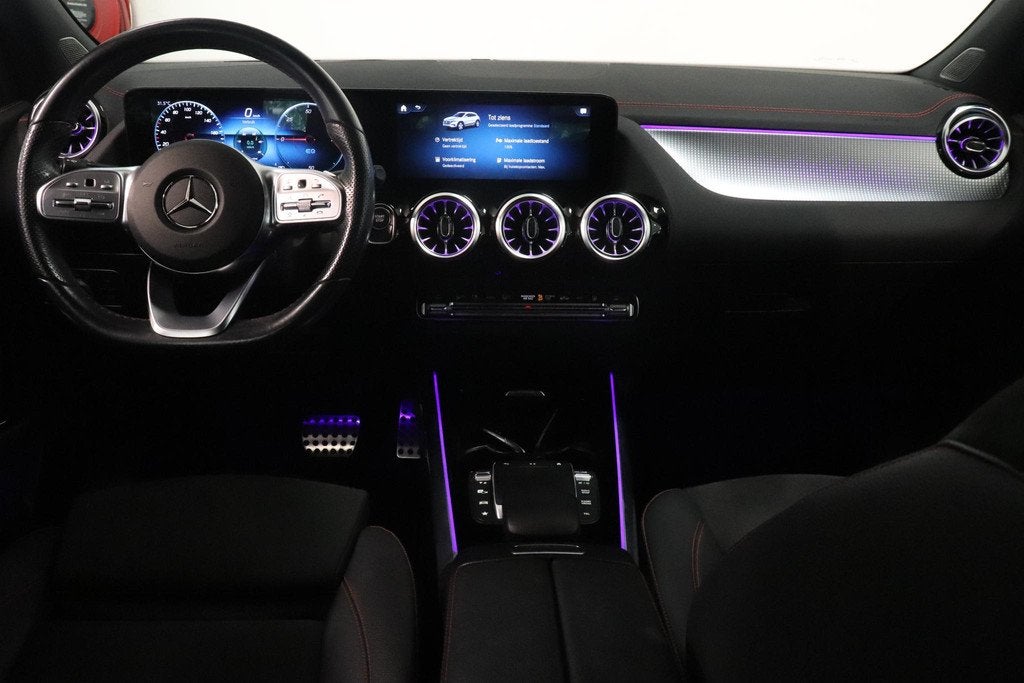 Mercedes-Benz EQA 250 Business Solution AMG 67 kWh | Camera, Auto's, Mercedes-Benz, Gebruikt, 190 pk, Met garantie (alle), Leder en Stof