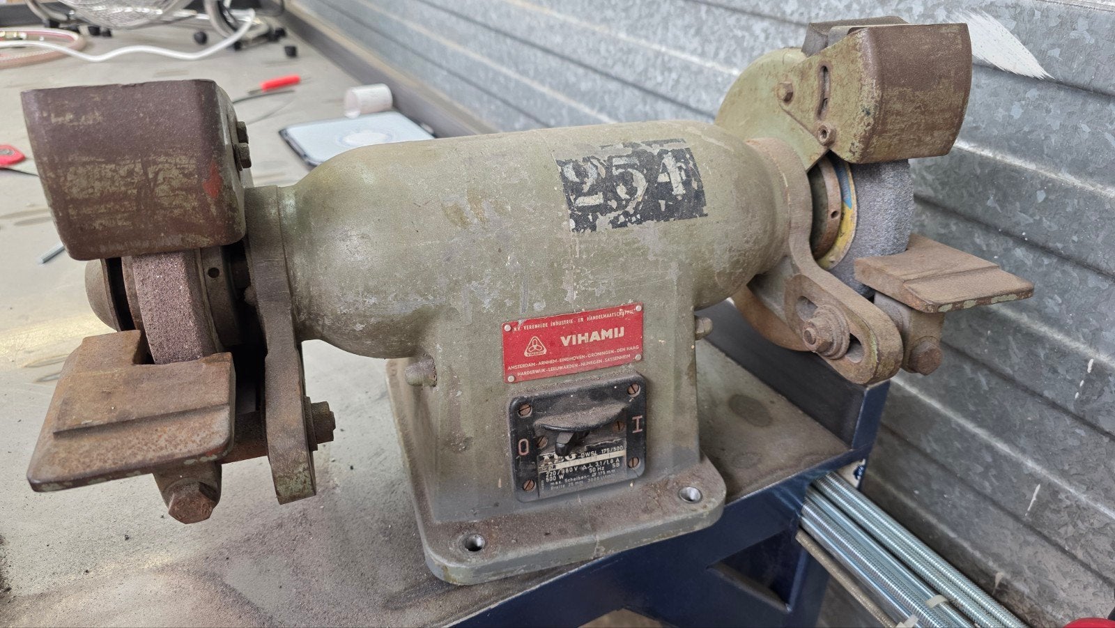 Robuuste VIHAMU Slijpmachine 380V - Werkbankslijpmachine, Doe-het-zelf en Verbouw, Gereedschap | Slijpmachines, Ophalen, Gebruikt