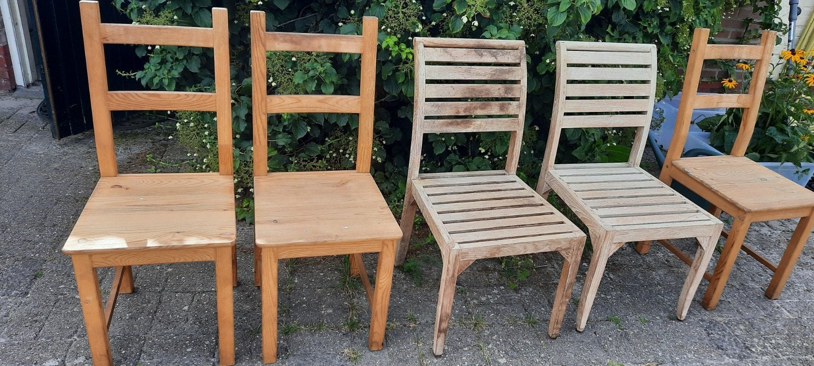 Set van 5 houten stoelen - Gebruikt, Huis en Inrichting, Stoelen, Ophalen, Gebruikt, Overige kleuren, Rustiek, Klassiek