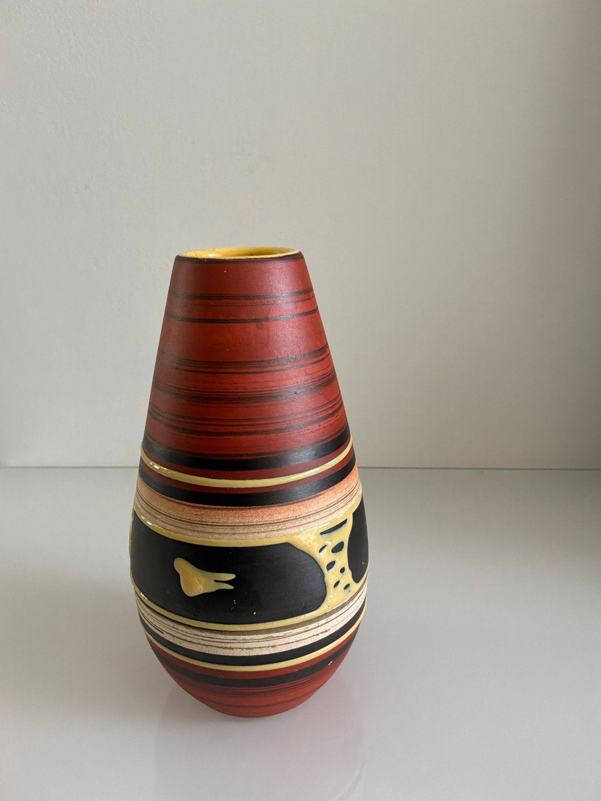 Vintage Bay Keramiek Vaas 455 15 - Rood/Zwart/Geel, Ophalen of Verzenden