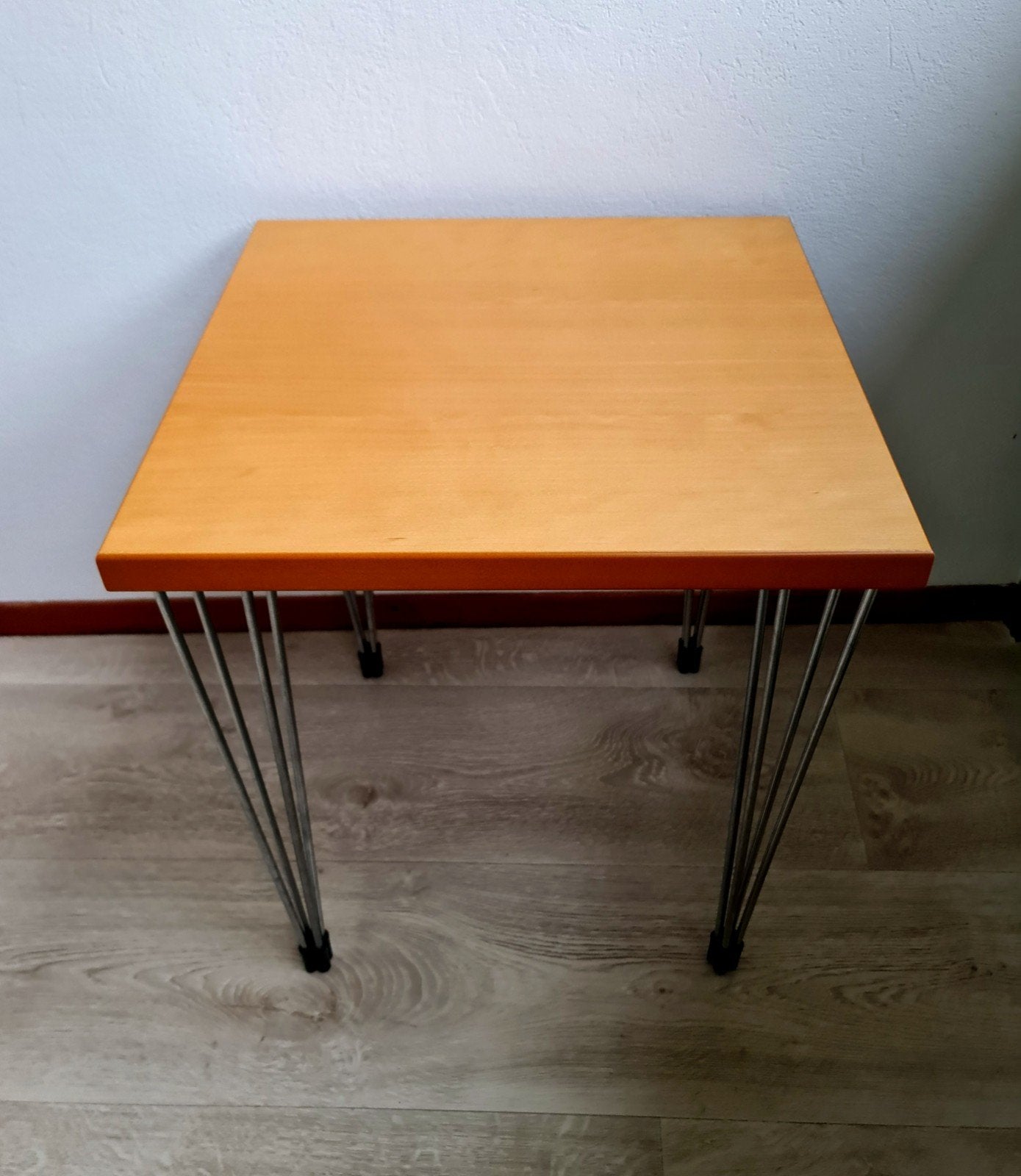 Arne Jacobsen Fritz Hansen bijzettafel hairpin poten mooi, Ophalen