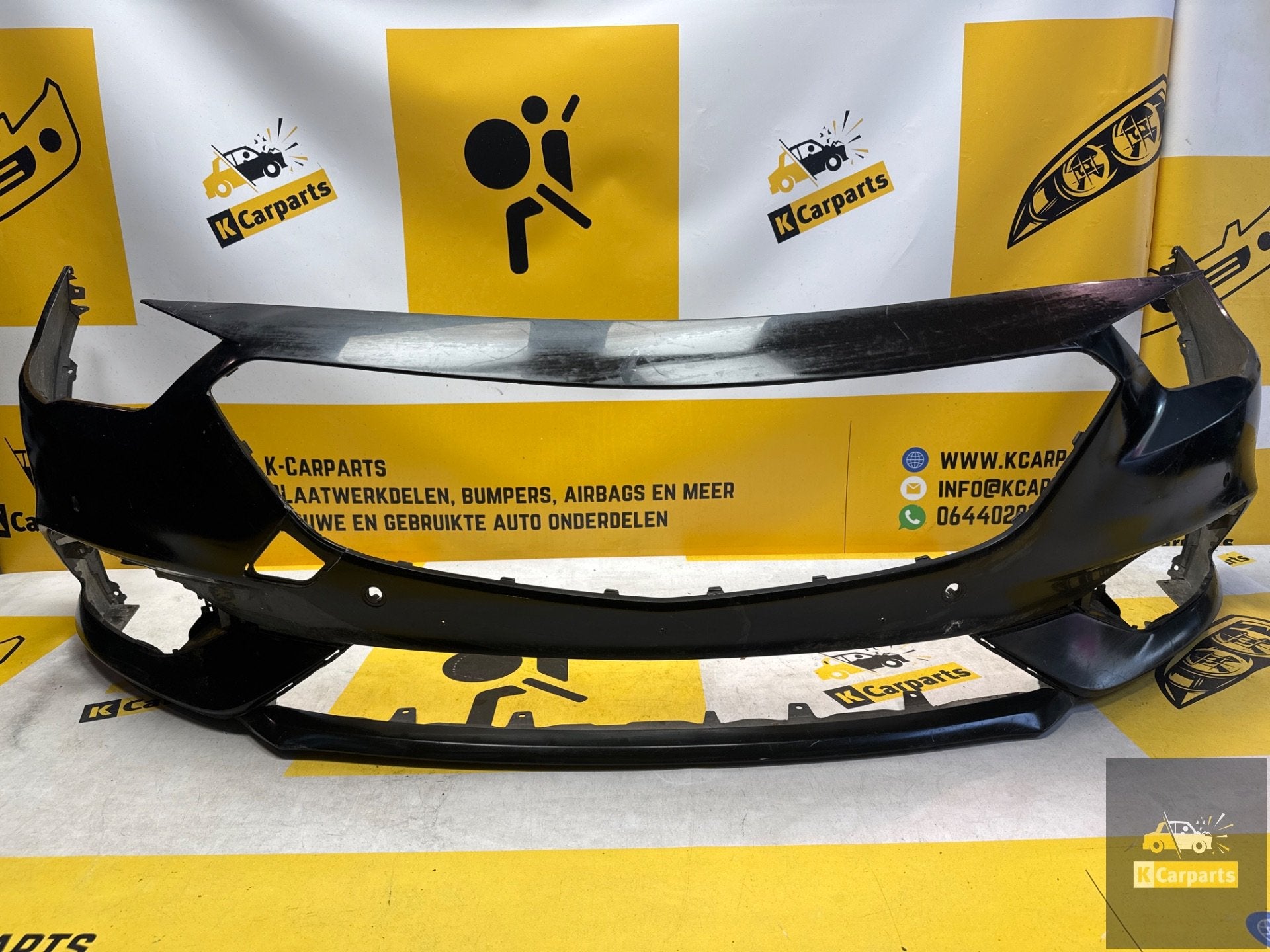 Opel insignia Voorbumper 6xPDC 551004542 bumper