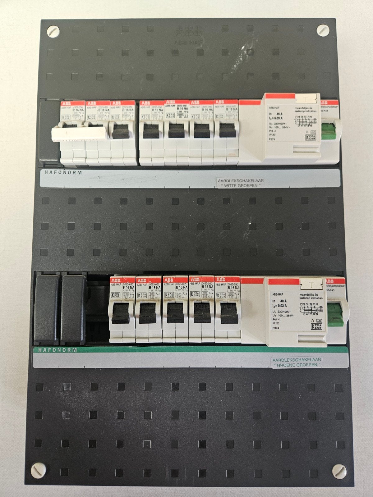 ABB Groepenkast met Aardlekschakelaarhakelaars, Ophalen of Verzenden, Gebruikt, ABB, Groepenkast