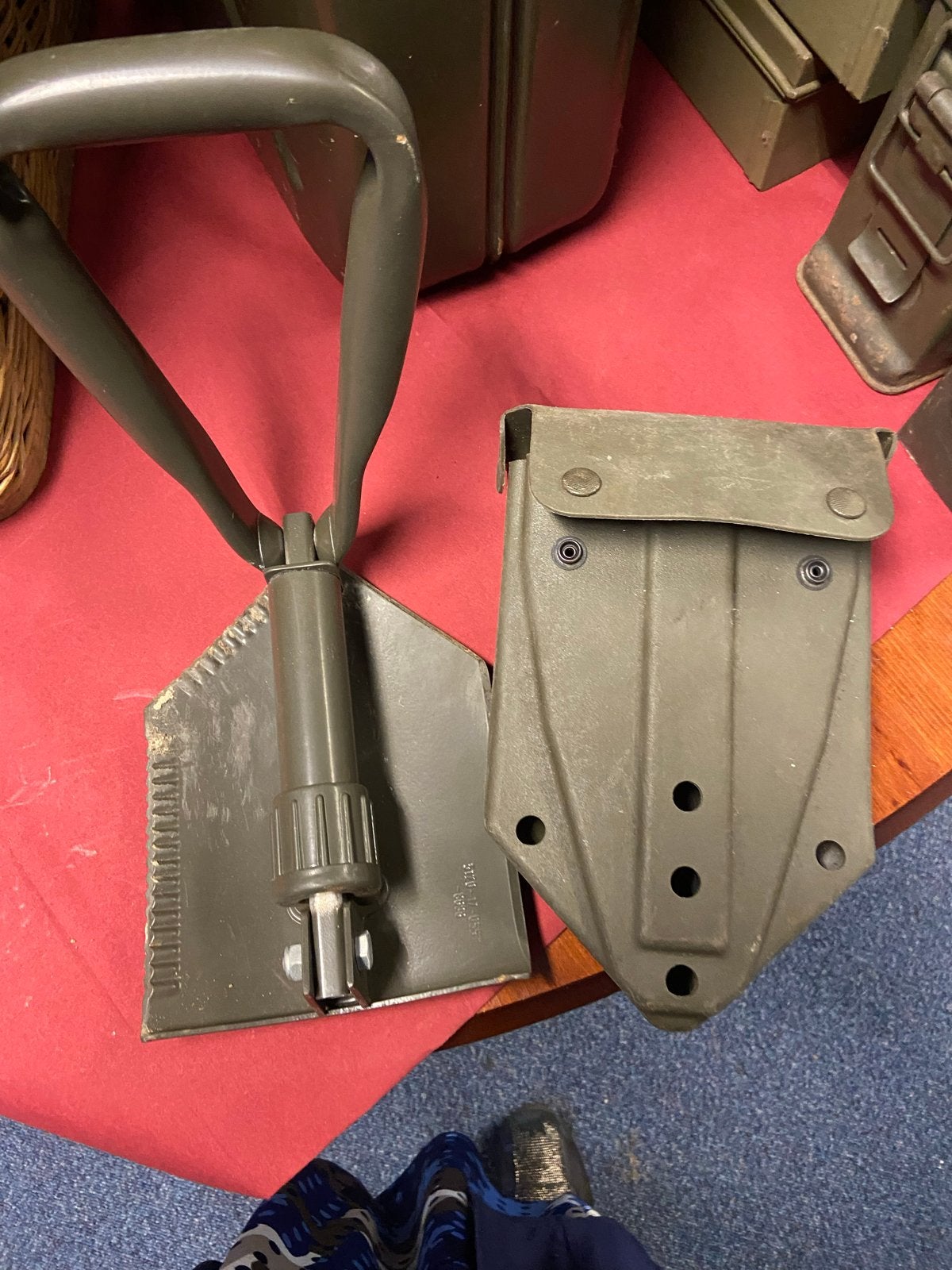 Militaire stalen schep 60cm met draagtas (Alice LC2), Ophalen of Verzenden, Landmacht, Overige gebieden, Overige typen