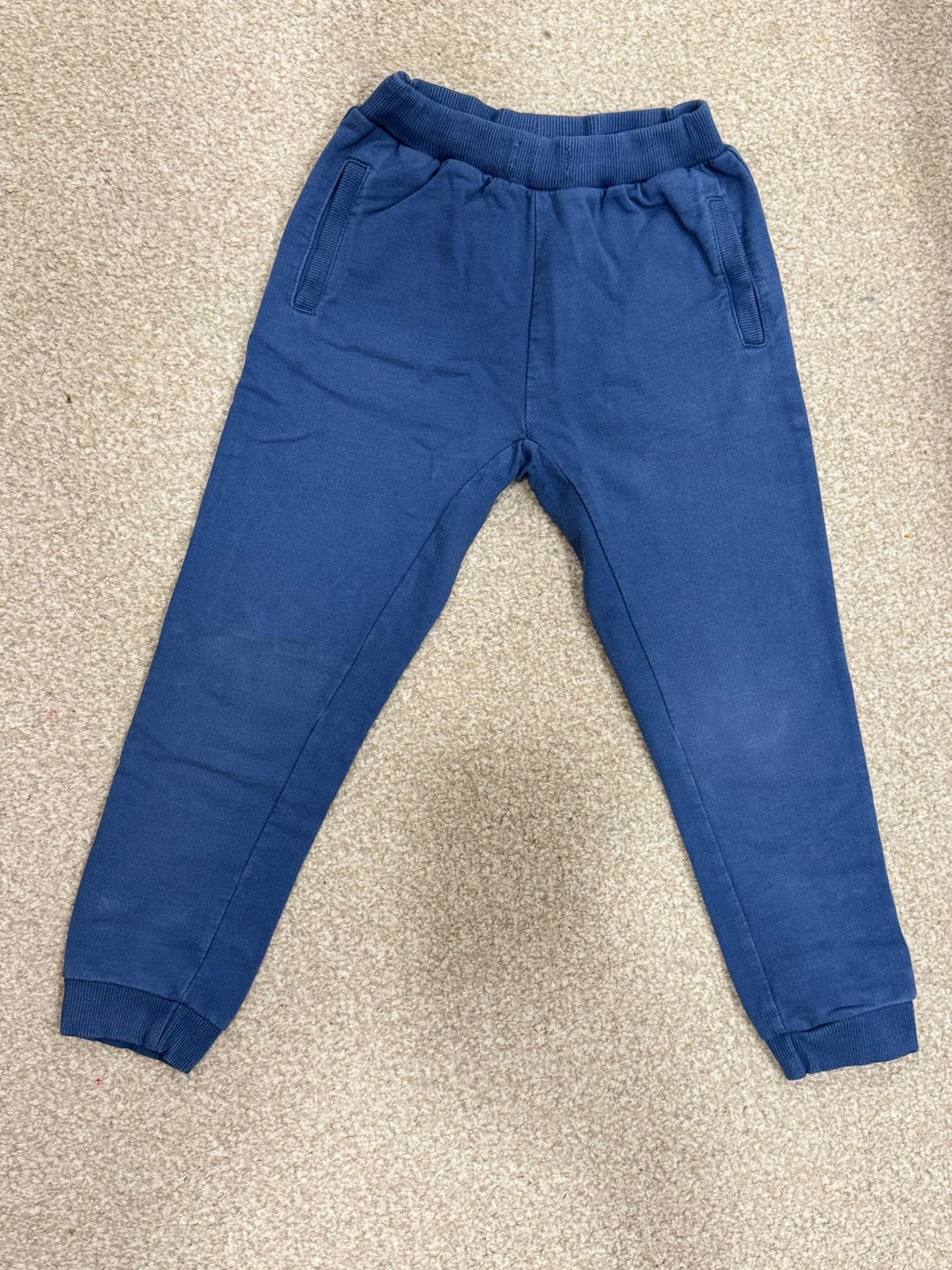 Broek Mango 4-5 jaar, Ophalen of Verzenden, Zo goed als nieuw, Jongen, Broek