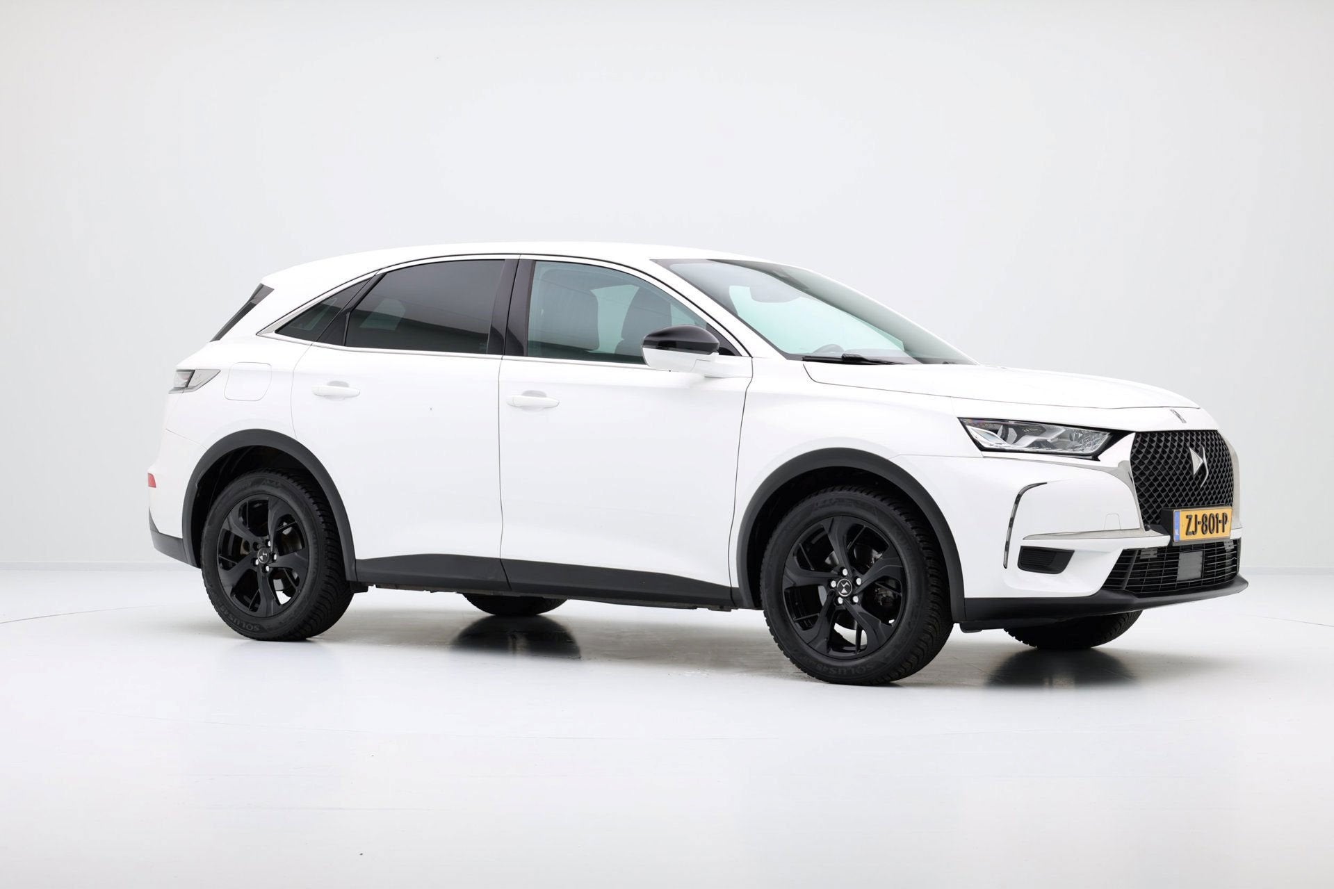 DS 7 Crossback 1.6 PureTech Be Chic|LED|trekhaak|dealeronder, Auto's, Euro 6, 4 cilinders, 181 pk, Wit