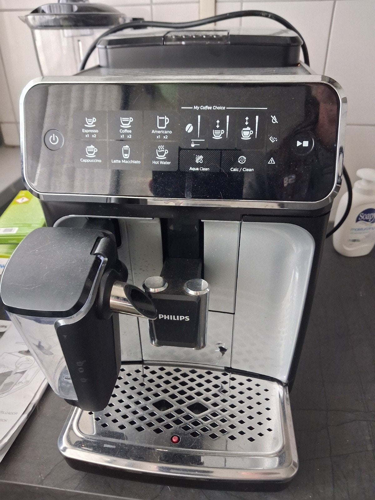 Philips EP3246 koffiemachine in storing, Witgoed en Apparatuur, Ophalen, Koffiemachine, Koffiebonen, Niet werkend