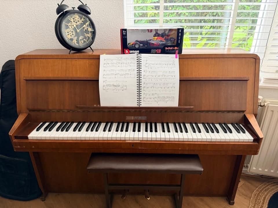 Mooie bruine Rippen  piano, Ophalen, Gebruikt, Bruin, Piano