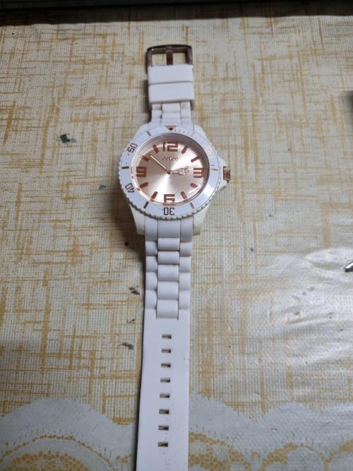Horloge wit goud kunststof metaal oozoo, Ophalen of Verzenden, 'T Olde Gre-j, Info@toldegrej.nl, Endepoelstraat 20f Didam