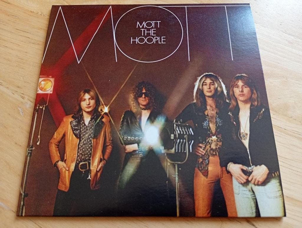 CD Mott The Hoople - Mott + 4 extra tracks, Verzenden, Zo goed als nieuw, Alternative