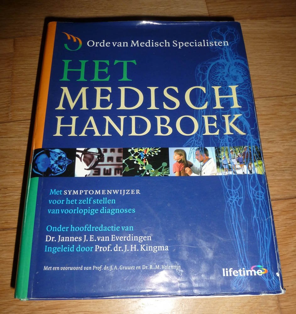 Boek Het Medisch Handboek, Ophalen of Verzenden, Gelezen