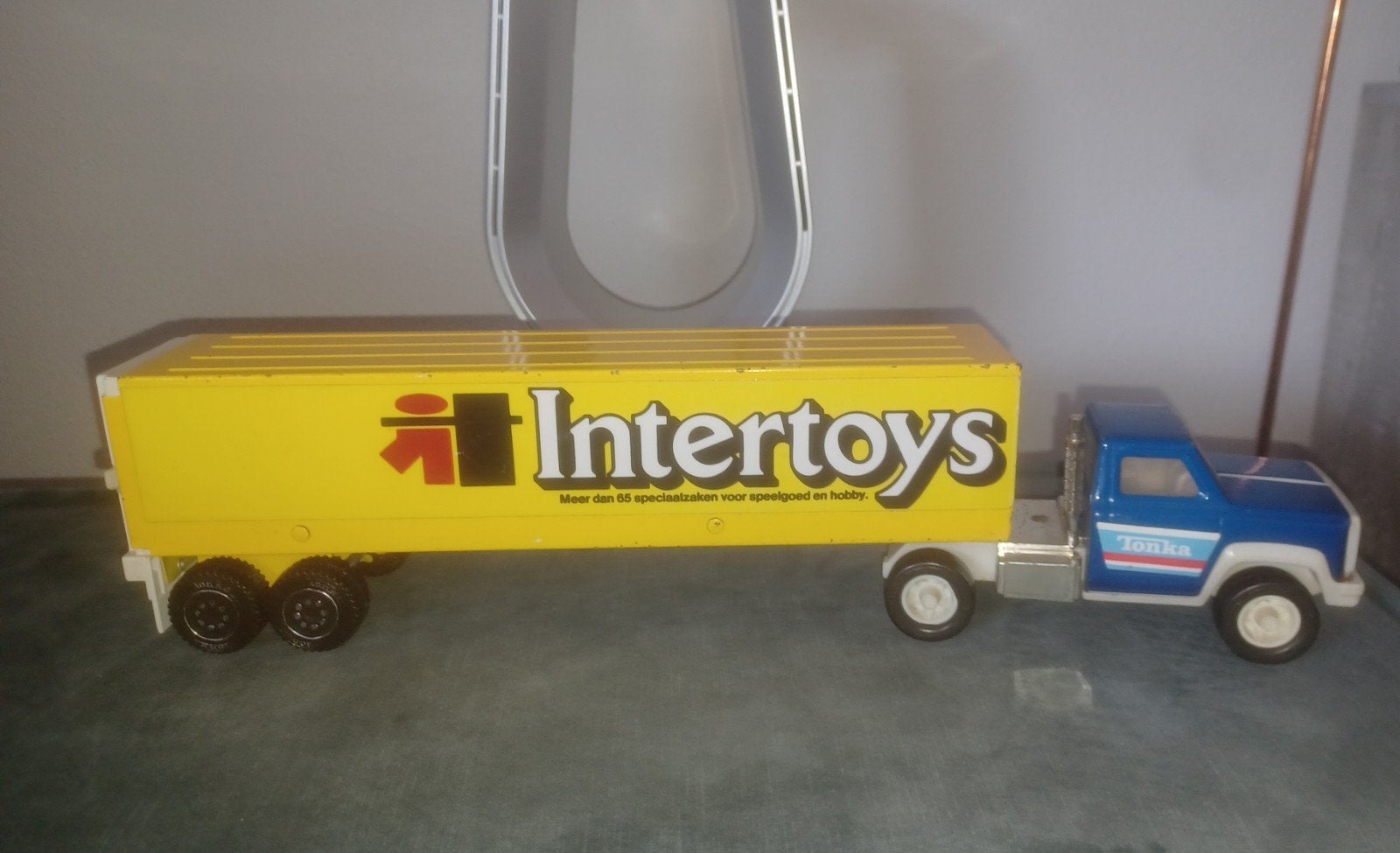 Tonka Intertoys truck vrachtwagen 42cm lang, Antiek en Kunst, Ophalen of Verzenden