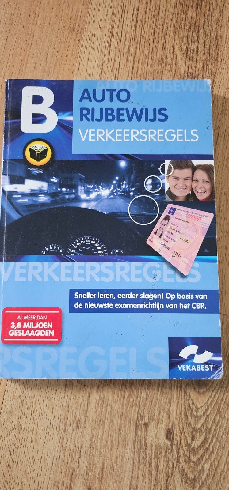 Theorieboek autorijbewijs B, verkeersregels, Ophalen of Verzenden, Zo goed als nieuw, Algemeen