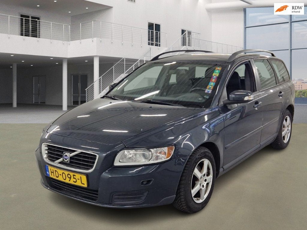 Volvo V50 1.8 Summum|XENON|STOELVERW|HALFLEDER|PSENSOR, Auto's, Volvo, Voorwielaandrijving, Dealer onderhouden, 125 pk, Gebruikt