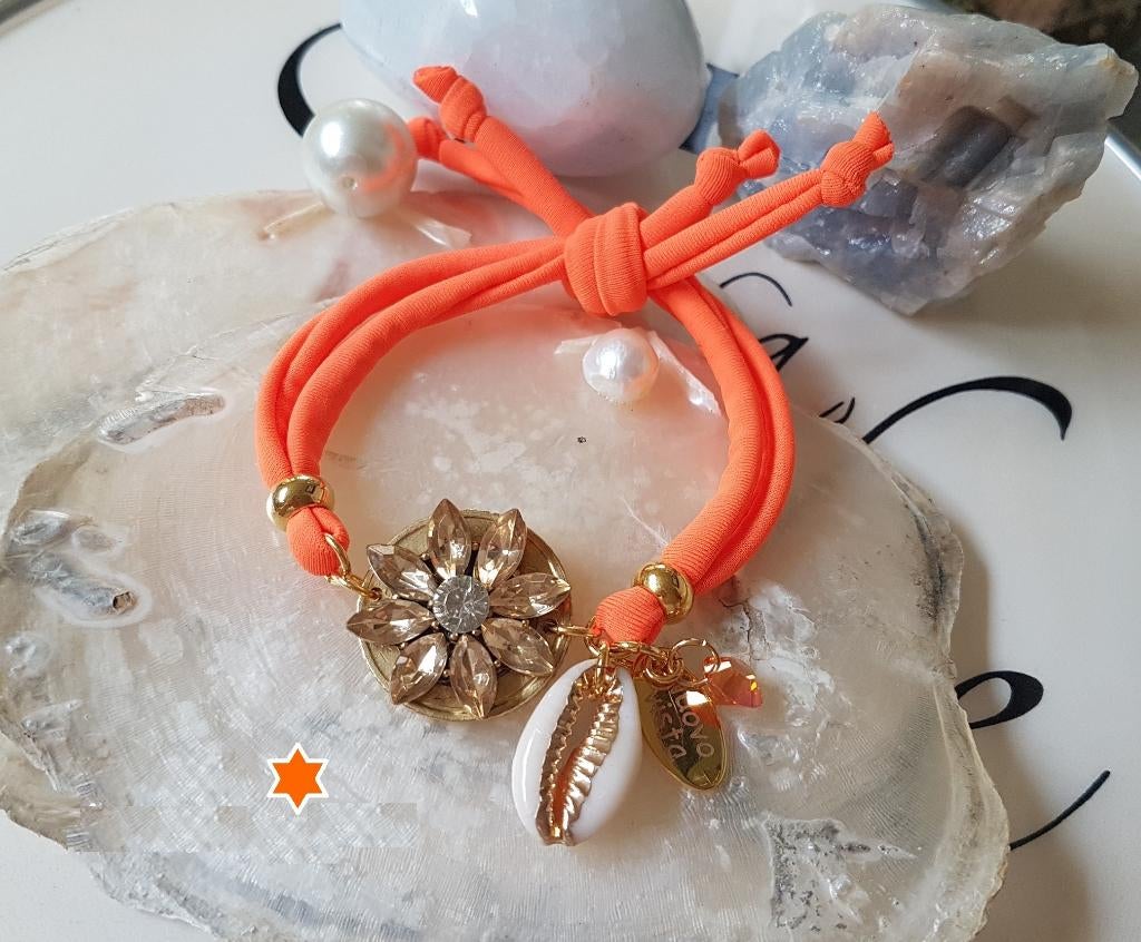Neon Oranje Armband. Flower Sparkles 🍊🍊🍊, Verzenden, Nieuw, Oranje, Elastiek
