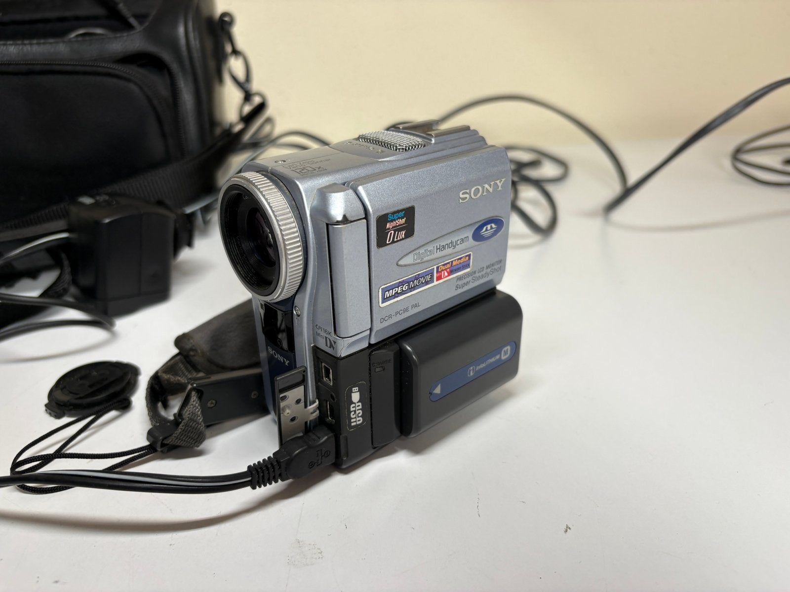 Sony DCR-PC9E miniDv Digital Video Camera Recorder, Mini dv, Gebruikt, 20x of meer, Ophalen of Verzenden