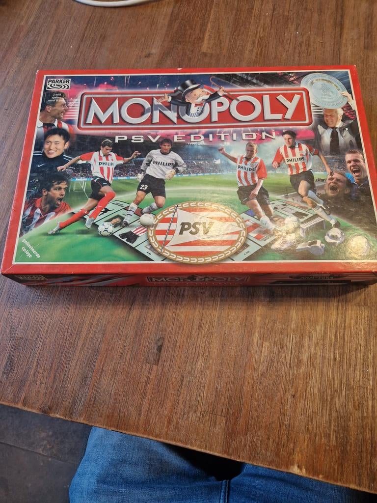 Monopoly PSV Edition - Compleet Gezelschapsspel, Hobby en Vrije tijd, Gezelschapsspellen | Bordspellen, Vijf spelers of meer, Ophalen of Verzenden