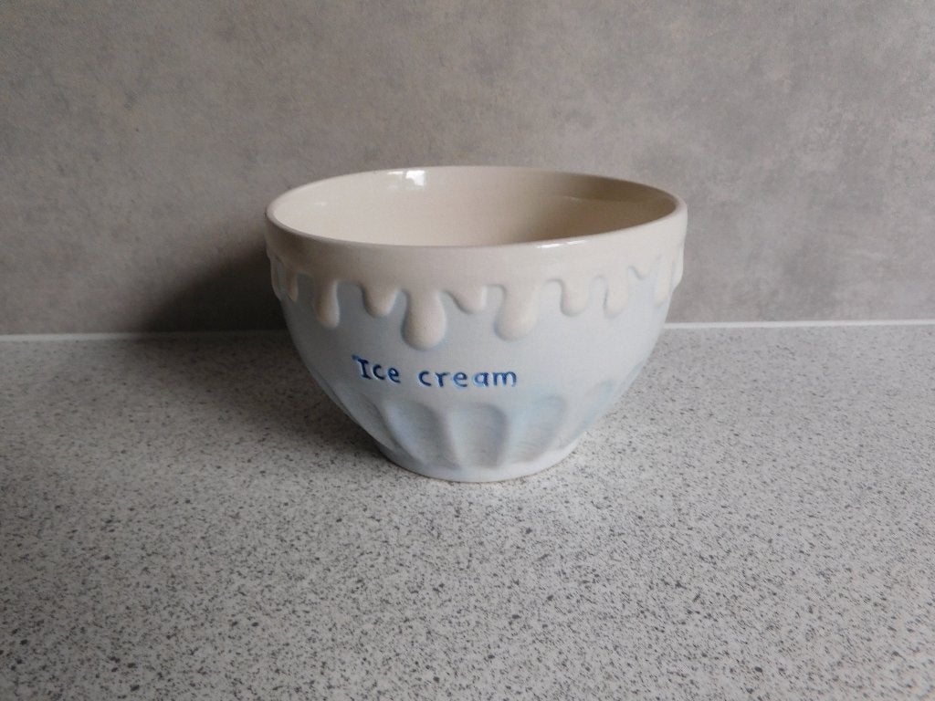 IJskom 'Ice Cream' Blauw J.M. Schmucker Company, Overige merken, Keramiek, Ophalen of Verzenden, Zo goed als nieuw